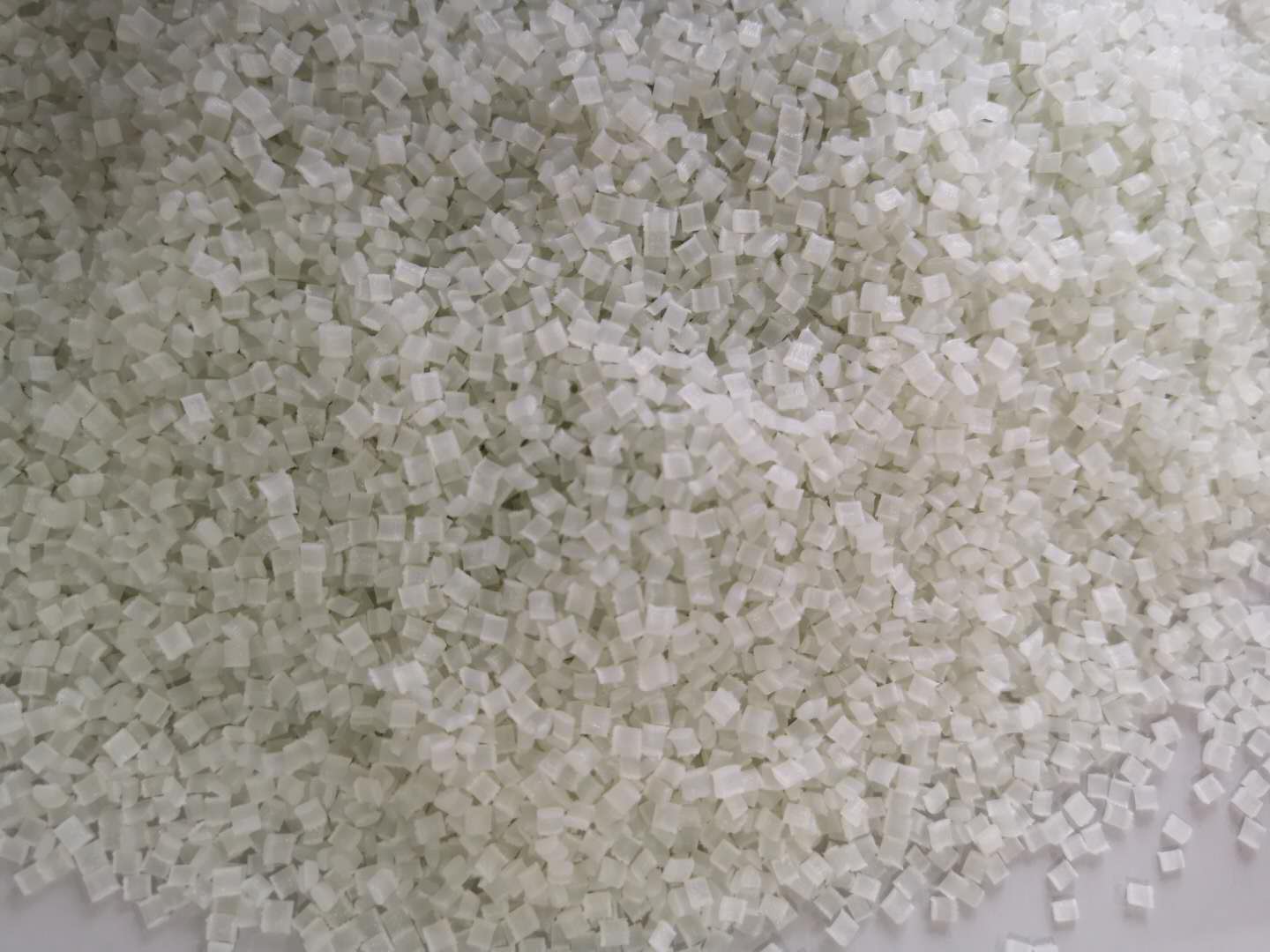 改性尼龍PA6共聚和共混的力學差異問題